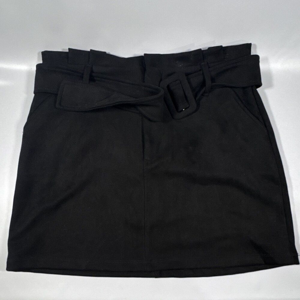 Blashe Black Solid Mini Skirt Short Length Belt Buckle Accents Womenβs L